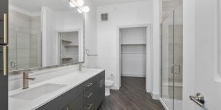 Presidium Frisco Square Gallery 14