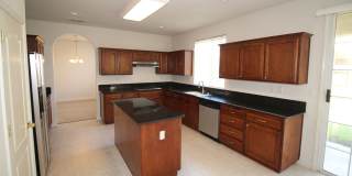 FOR RENT- 4BED/3BATH- Sheperd/Temperance- 2475 Deauville Gallery 5