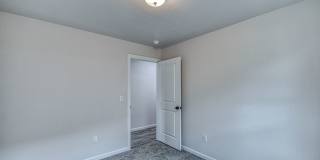 Brand New Construction in Varenna Landing! Gallery 24