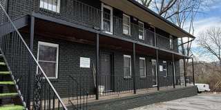 Knoxville 37920 - One Bedroom Ground Floor Apartment Available - Contact Tara Hayes (865) 242-8010 Gallery 1