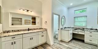 2384 Creek Ct Gallery 28