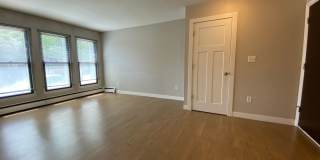 Modern Farwell Ave Apartments Gallery 5