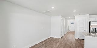 Brand New Townhome- Bike to the beach!!! **MOVE-IN SPECIAL** Gallery 10