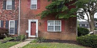 3 Bedroom Townhouse Wilson School District Gallery 1