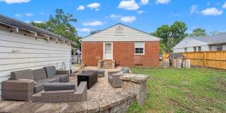1650 PARRISH Place Gallery 21