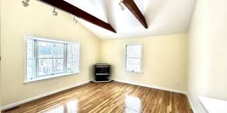 98 Safford St Gallery 21