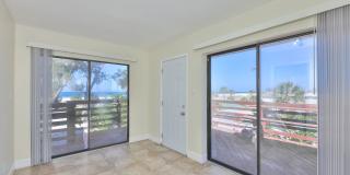 1 Bedroom Beachfront Condo, Steps away from Beach Access! Gallery 19