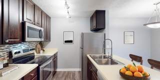 Altamira Place Apartment Homes Gallery 6