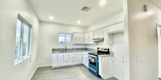 1310 South San Jacinto Drive - 1 Gallery 4
