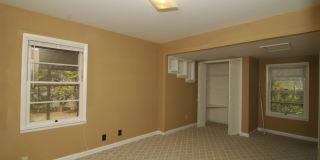 4110 Broyles Ave. Gallery 8