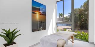 503 Palm Dr Gallery 59