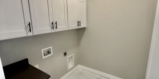 7646 South Waverly Hills Lane - * Gallery 23