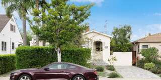 1039 26th Street Gallery 1