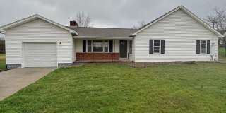 Newly Remodeled rancher in Halls Gallery 1