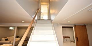 139 Coggeshall Avenue Gallery 40