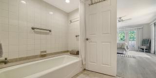 835 S OSPREY AVENUE Gallery 22