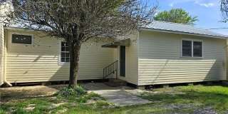 527 W 25TH Avenue Gallery 1