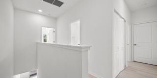 4520 Longwood Lake Square Gallery 27