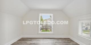 4039 Vermaas Ave.-Upper Gallery 10