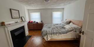 Charming 3 Bedroom Gallery 1