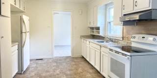 804 Maple Street Gallery 3