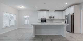 1492 AUTUMN PINES Drive Gallery 15