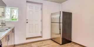 221 HADLOCK Street unit: B Gallery 6