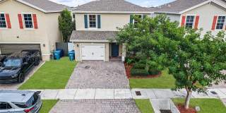 525 NE 6th Pl Gallery 30