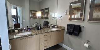 1421 RETREAT Circle Gallery 8