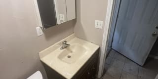 1401 Willey Street Gallery 1