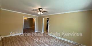 516 E. Stanford Gallery 3