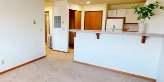 Pointe West Gallery 9