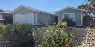 Updated 3 Bedroom Home Gallery 1
