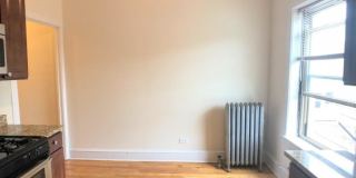 2110 W Ainslie Gallery 4