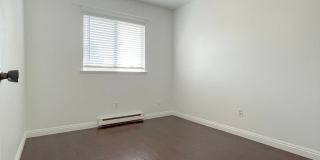 3 Bed + 1.5 Bath + 2 Car Garage Gallery 9