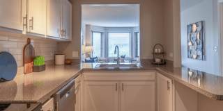 The Iroquois Club Apartments Gallery 5