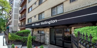 455 West Wellington Gallery 17