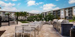 Vantage Apartments Gallery 54