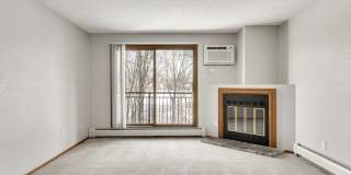 Summer Creek Apartments Gallery 11