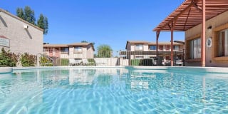 Seventeen 805 Gallery 20