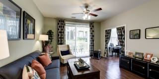 River Oaks Gallery 9