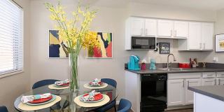 47Seventy Settler's Point Apartments Gallery 2