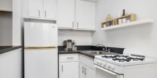 430 West Diversey Gallery 9