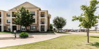 Senior Housing - Emory Senior Living Apartments Gallery 48