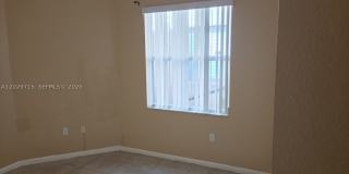 3766 NE 9th Ct Gallery 22