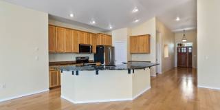Beautiful Eagle Crest Home with Stunning Views and High-End Features! Beautiful Eagle Crest Home with Stunning Views and High-End Features! Gallery 10