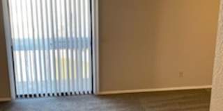 River Walk Apartments Gallery 58