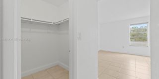 525 W 69th St Gallery 11
