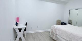 2125 S Bentley Avenue Gallery 15