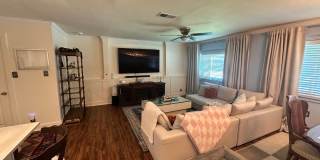 3 BED | 2 BATH | GATED BACKYARD | TWO CAR DRIVEWAY | DAFFIN PARK Gallery 6